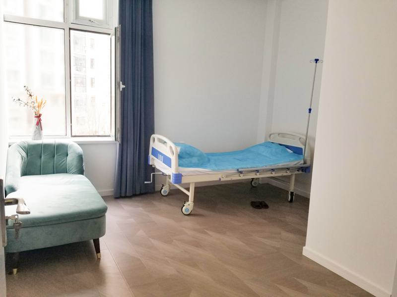 大连维恩柏颜医疗美容门诊部自体脂肪祛泪沟多少钱?哪位医生